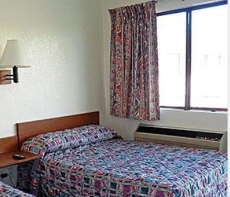 Rodeway Inn Fort Smith I-540 Luaran gambar